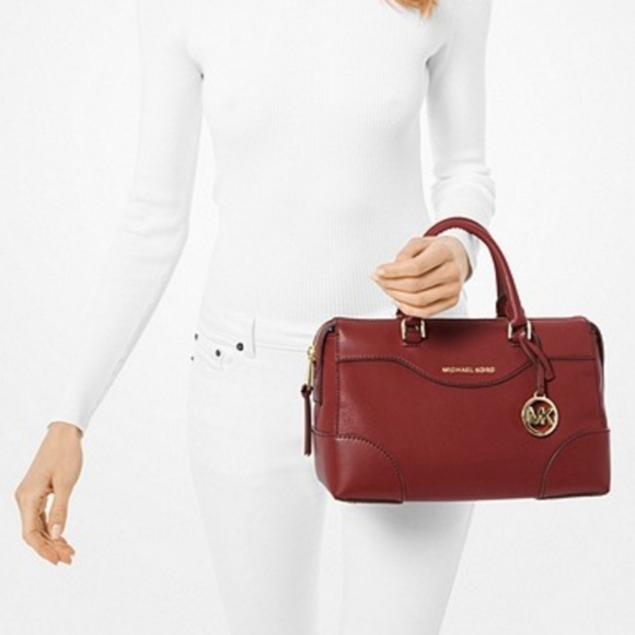 NEW! Michael Kors Maya Small Leather Satchel - Picture 6 of 6